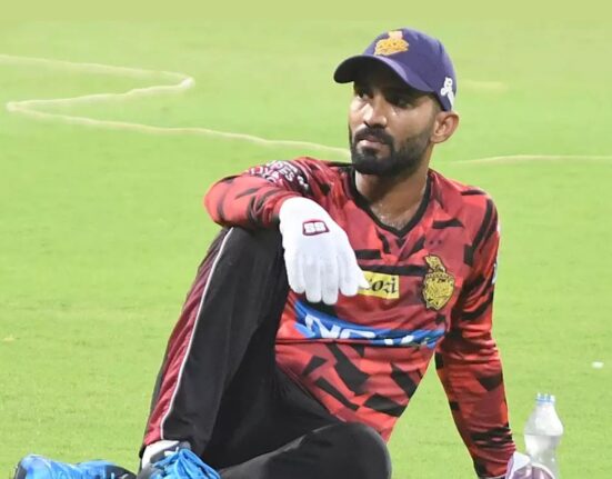 I am feeling very secure in this set-up : Dinesh Karthik