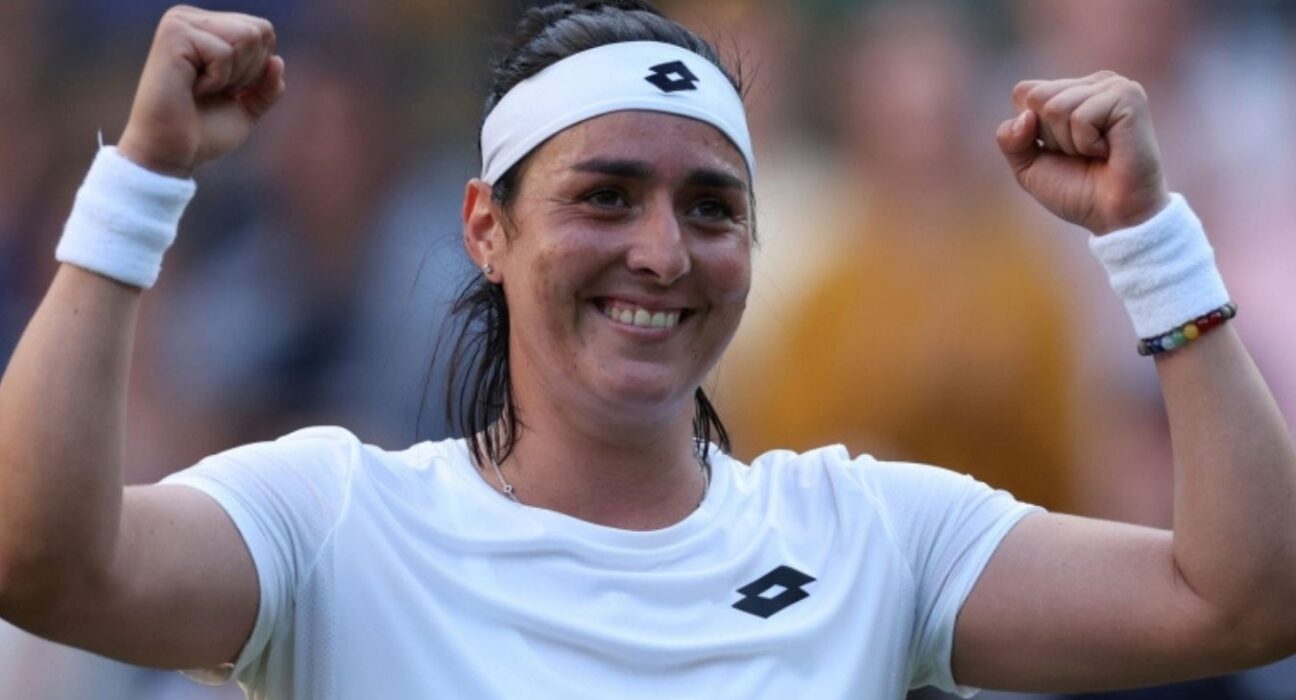 Wimbledon: Ons Jabeur reaches maiden Grand Slam semi-final after 3-set battle vs Marie Bouzkova