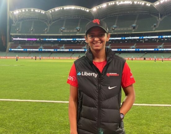 Indian Women Cricket Team Captain Harmanpreet Kaur re-signs with Melbourne Renegades for WBBL 8