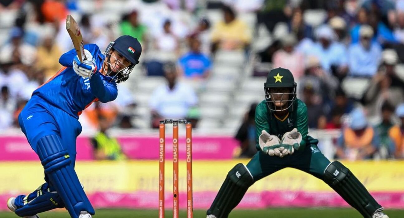 Smriti Mandhana stars as India beat Pakistan to register first win of CWG 2022