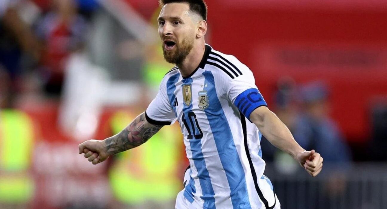 Lionel Messi in the 100 Club As Argentina Streak Continues With Jamaica Rout