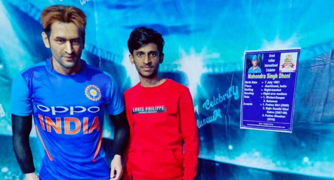 Dhoni or Ranbir Kapoor? MSD’s Wax Statue in Mysore Has Sent Cricket Fans in a Meltdown