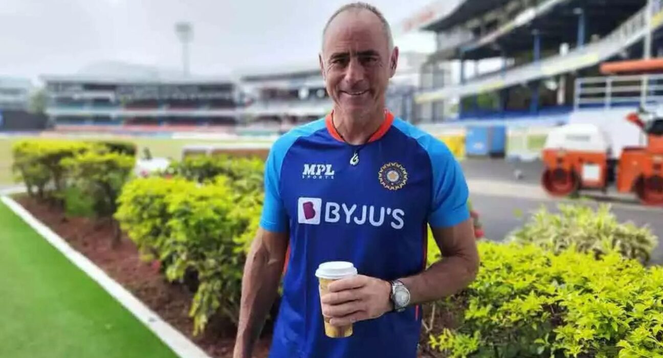 T20 World Cup 2022- “Not Sure When I Last Tucked A Shirt In”: Indian Cricket Team Mental Conditioning Coach Paddy Upton’s Hilarious Post Ahead of T20 World Cup