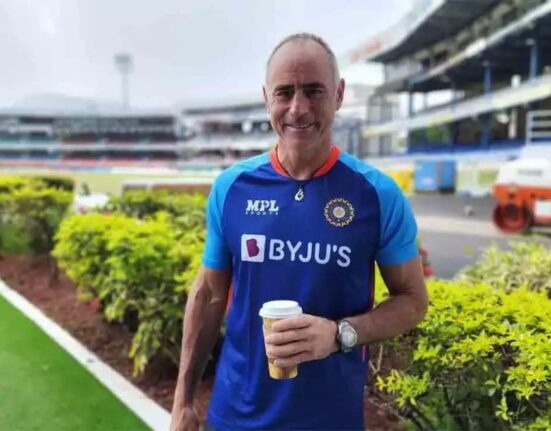 T20 World Cup 2022- “Not Sure When I Last Tucked A Shirt In”: Indian Cricket Team Mental Conditioning Coach Paddy Upton’s Hilarious Post Ahead of T20 World Cup