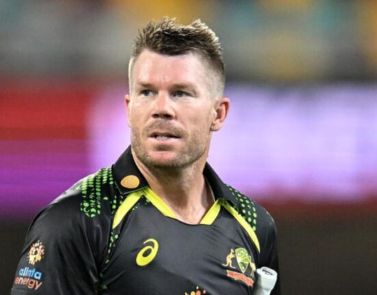 Cricket Australia directors contemplate lifting David Warner’s captaincy ban