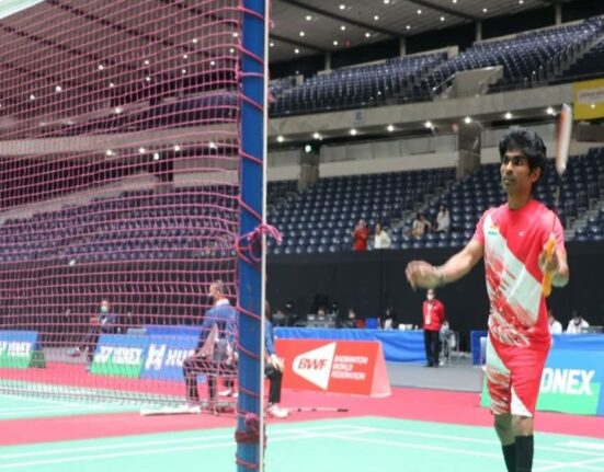 Joshi, Bhagat reaches quarterfinal in Para-Badminton Championships