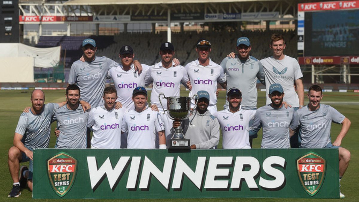 England team becomes the first one to whitewash Pakistan on their soil