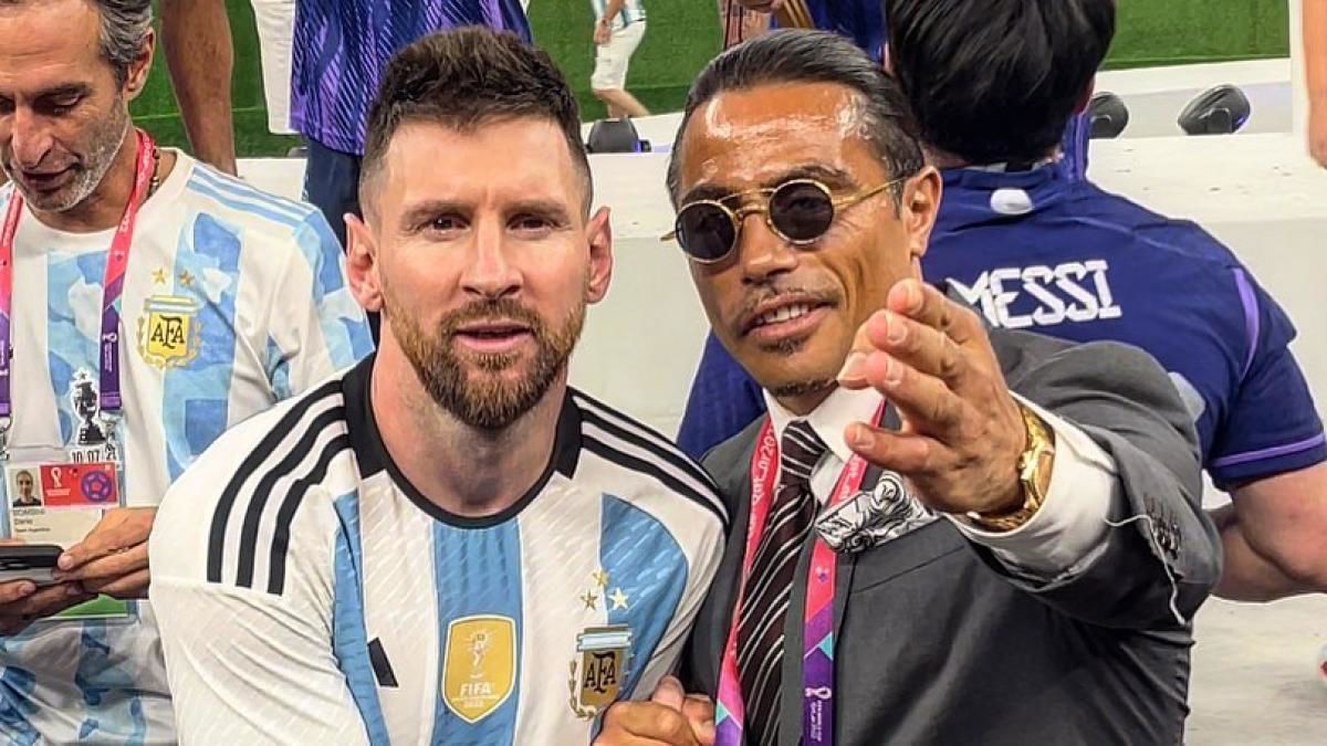 FIFA Investigates Salt Bae’s unauthorized entry and access on the pitch of the FIFA World Cup Final