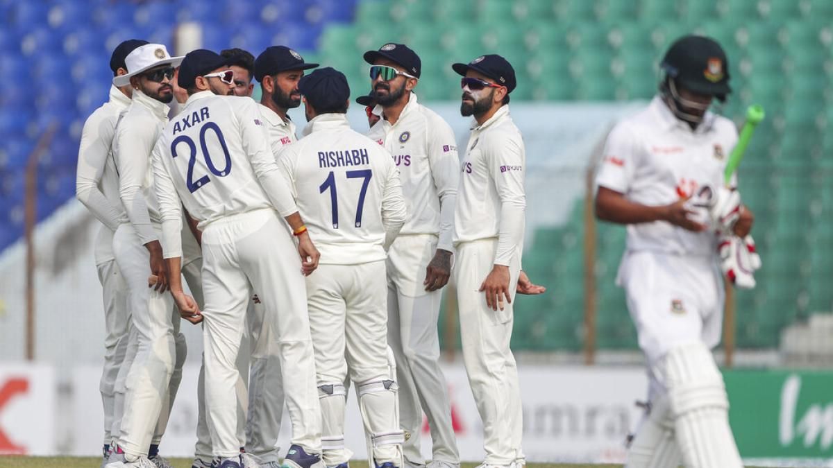 Indian bowlers dominate Bangla on the second-day play in Chattogram Test