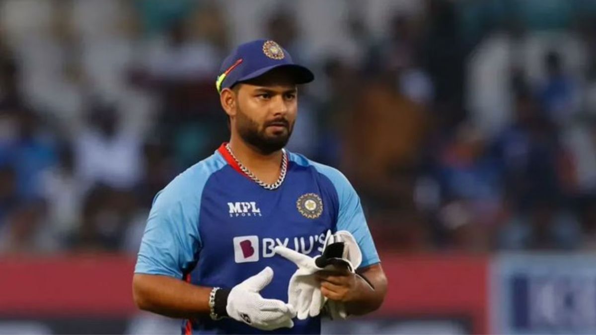Rishabh Pant gets successfully operated a knee surgery for a ligament tear