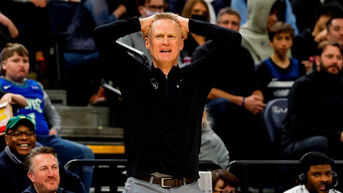 Steve Kerr blasts Warriors' late-game execution after overtime loss to Timberwolves